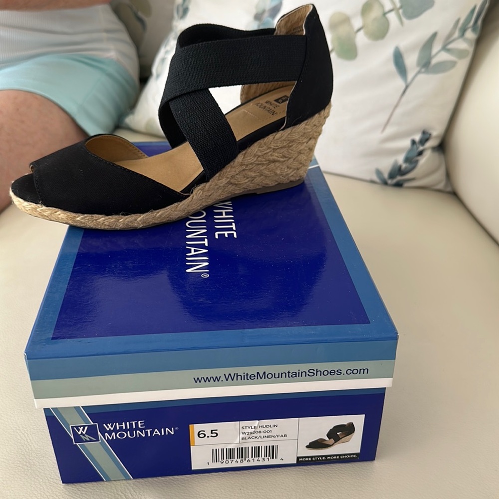 White Mountain Black Wedges